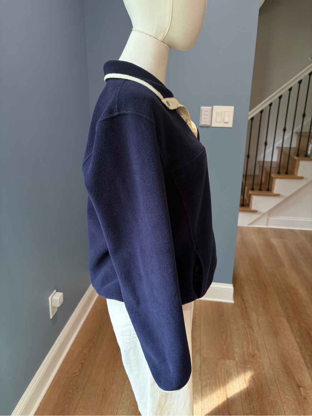 Sporty & Rich Navy Fleece Snap Pullover Jacket Size L Cream Trim - Picture 6 of 9